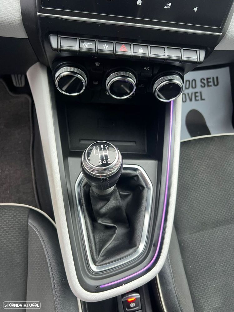 Renault Clio 1.0 TCe Intens Bi-Fuel - 31