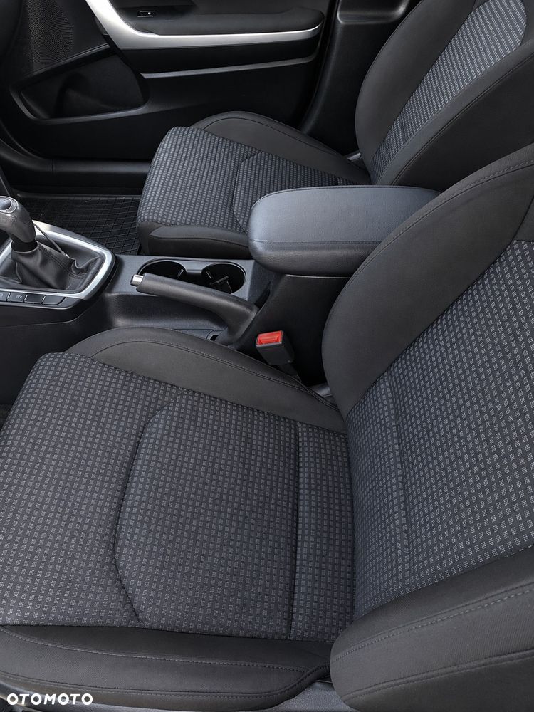 Kia Ceed 1.6 CRDi mHEV M - 5