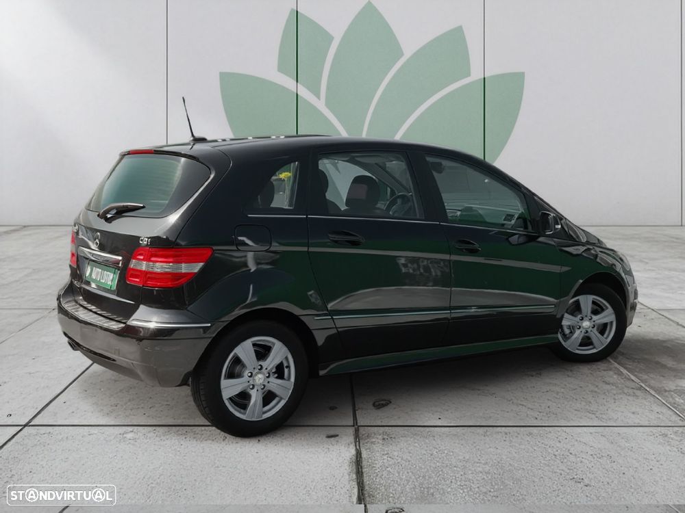 Mercedes-Benz B 180 CDI - 7