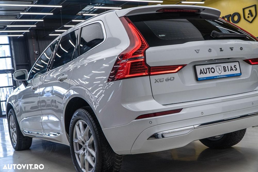 Volvo XC 60 T6 AWD Recharge Geartronic Inscription - 19
