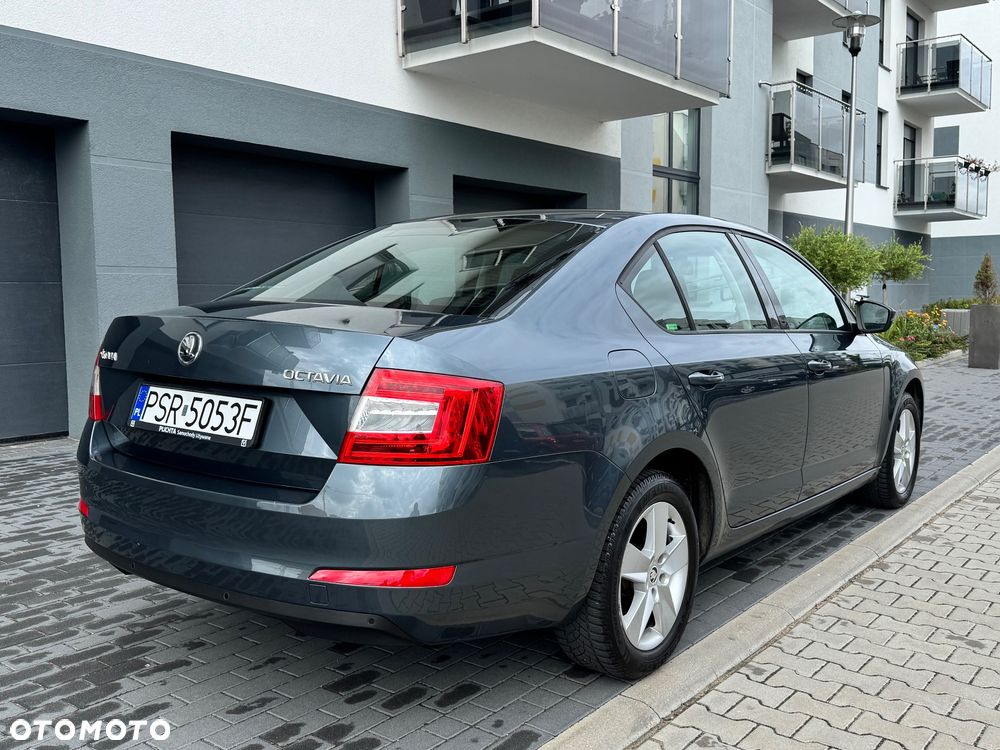 Skoda Octavia 1.4 TSI Ambition - 9