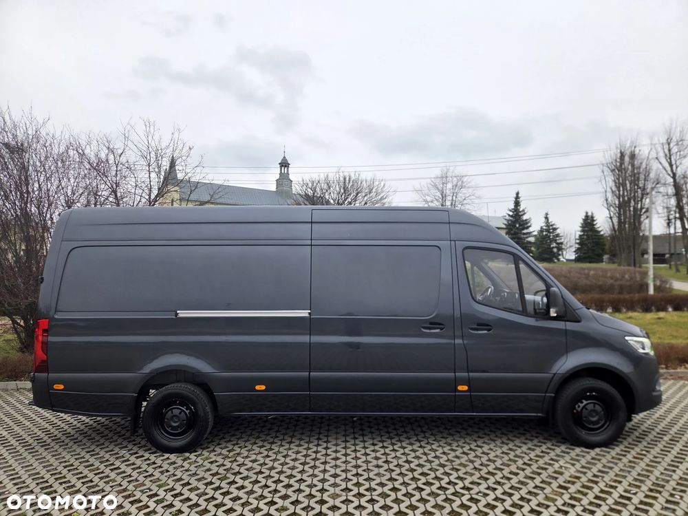Mercedes-Benz Sprinter - 3