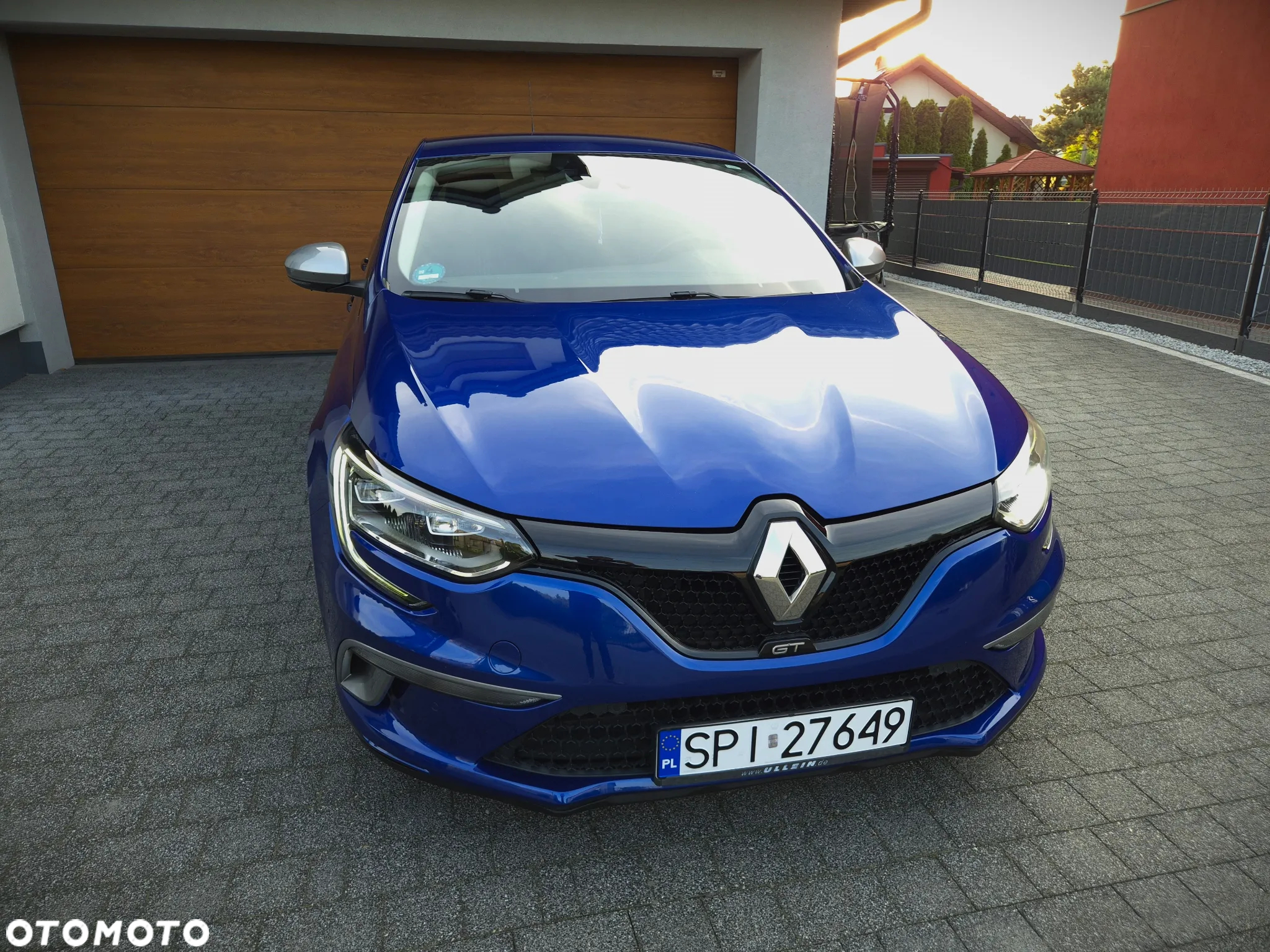 Renault Megane ENERGY TCe 205 EDC GT - 10