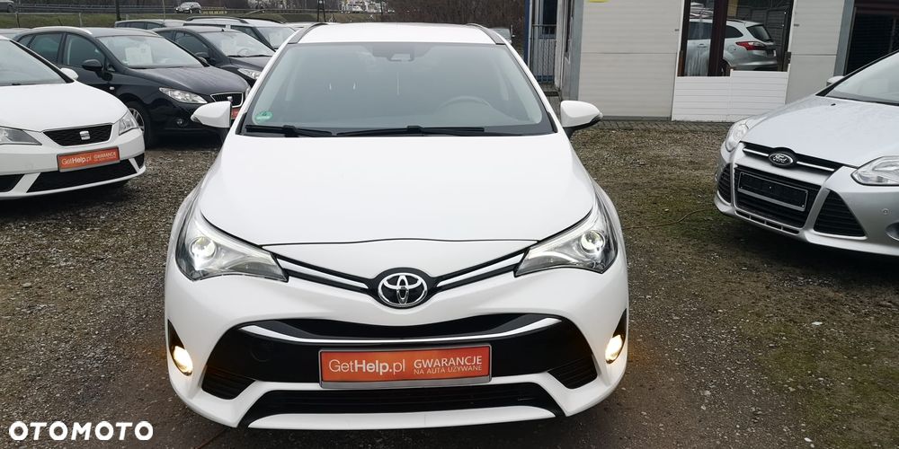 Toyota Avensis 2.0 D-4D Premium - 3