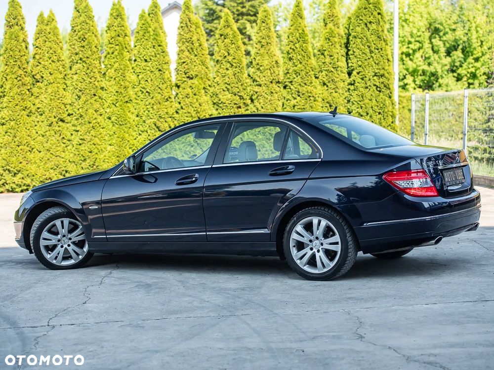Mercedes-Benz Klasa C 350 CDI DPF 4Matic 7G-TRONIC Avantgarde - 10