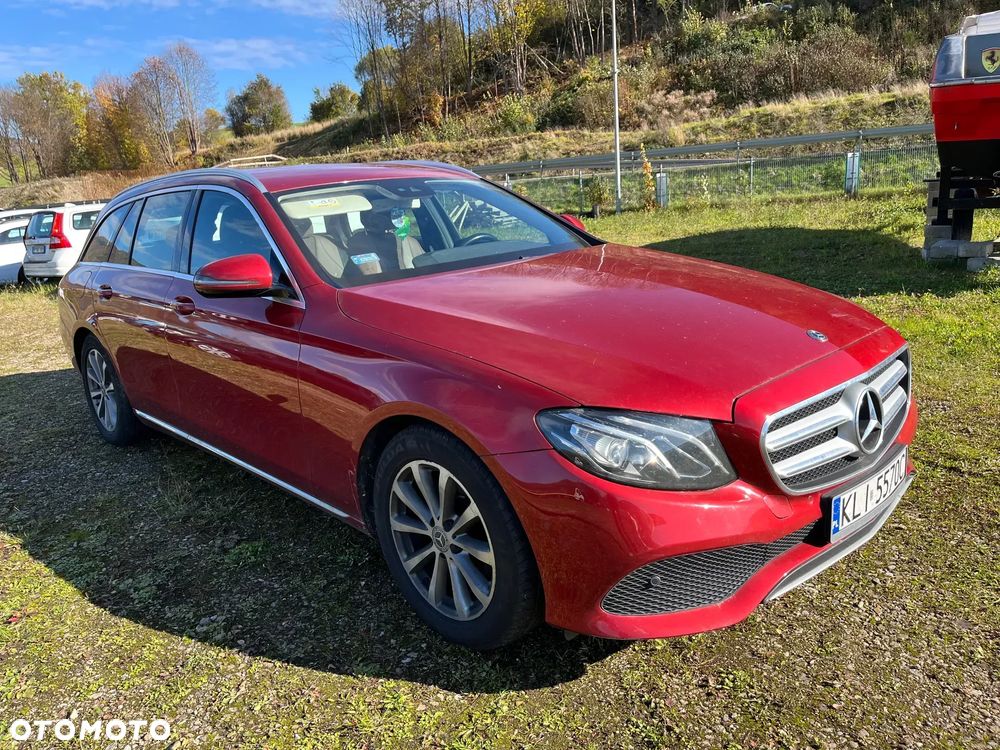 Mercedes-Benz Klasa E 200 d T 9G-TRONIC - 4