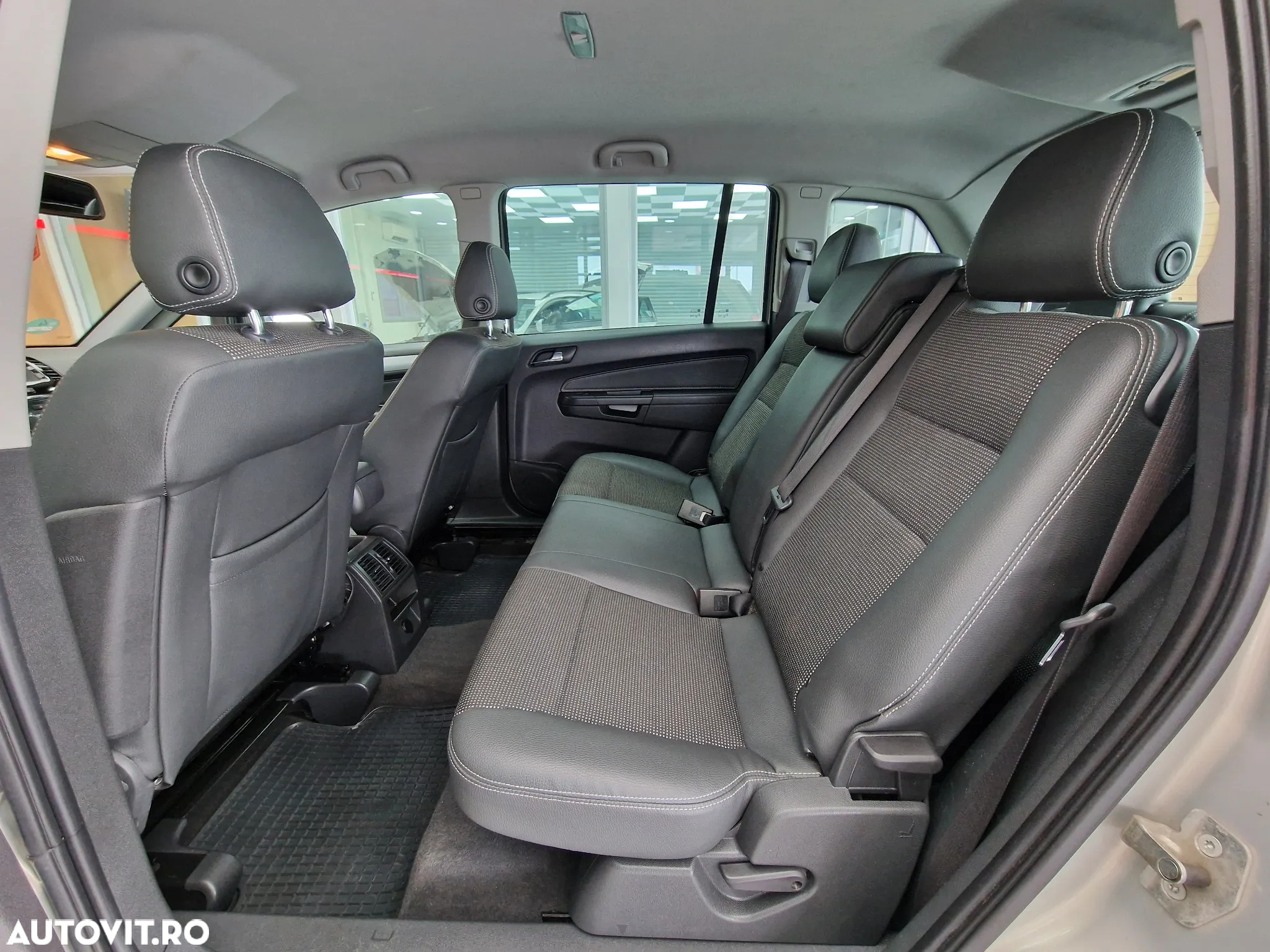 Opel Zafira 1.6 Cosmo - 7