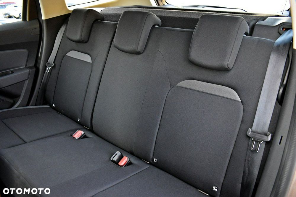 Dacia Duster 1.6 SCe Essential - 12