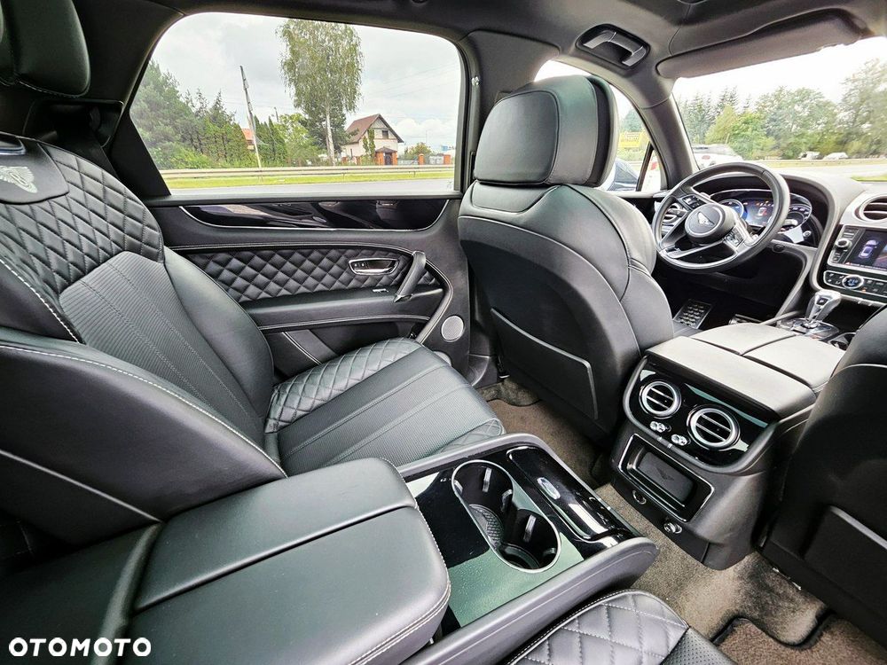 Bentley Bentayga - 9