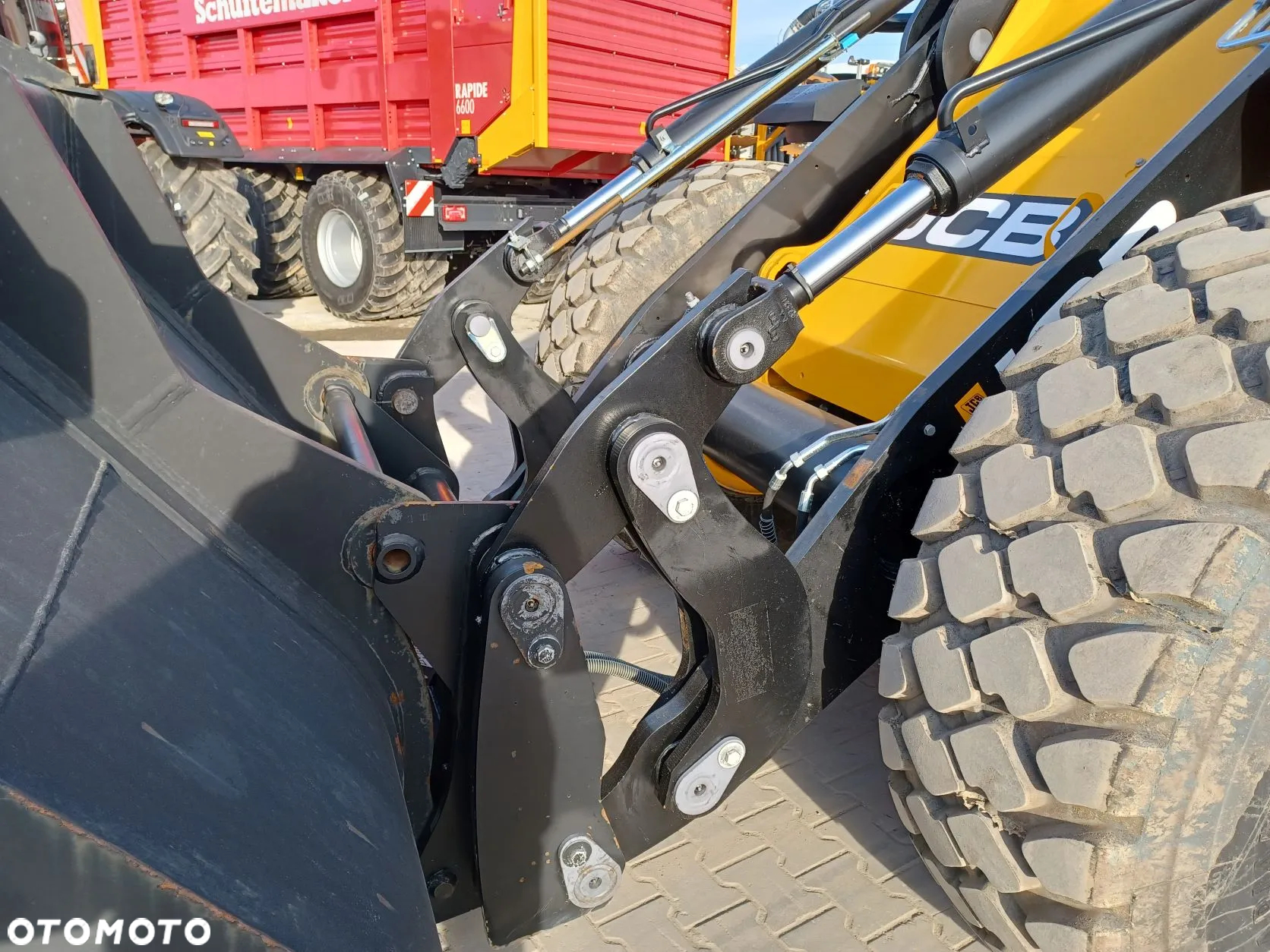JCB 427 HT - 8