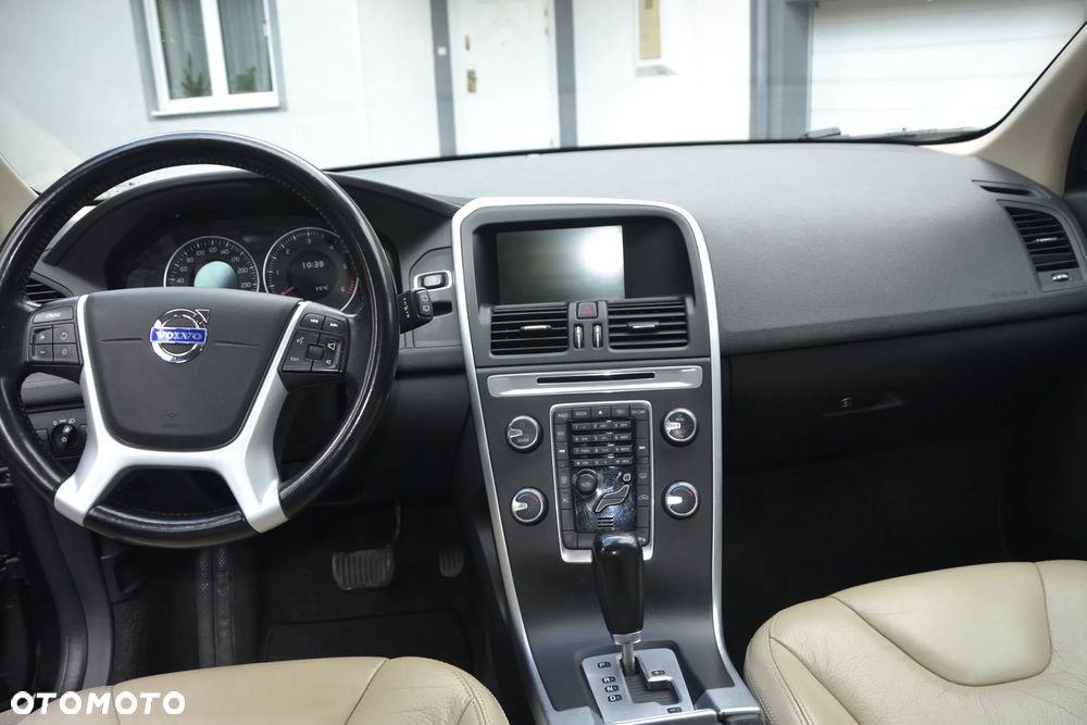 Volvo XC 60 D3 Kinetic - 11