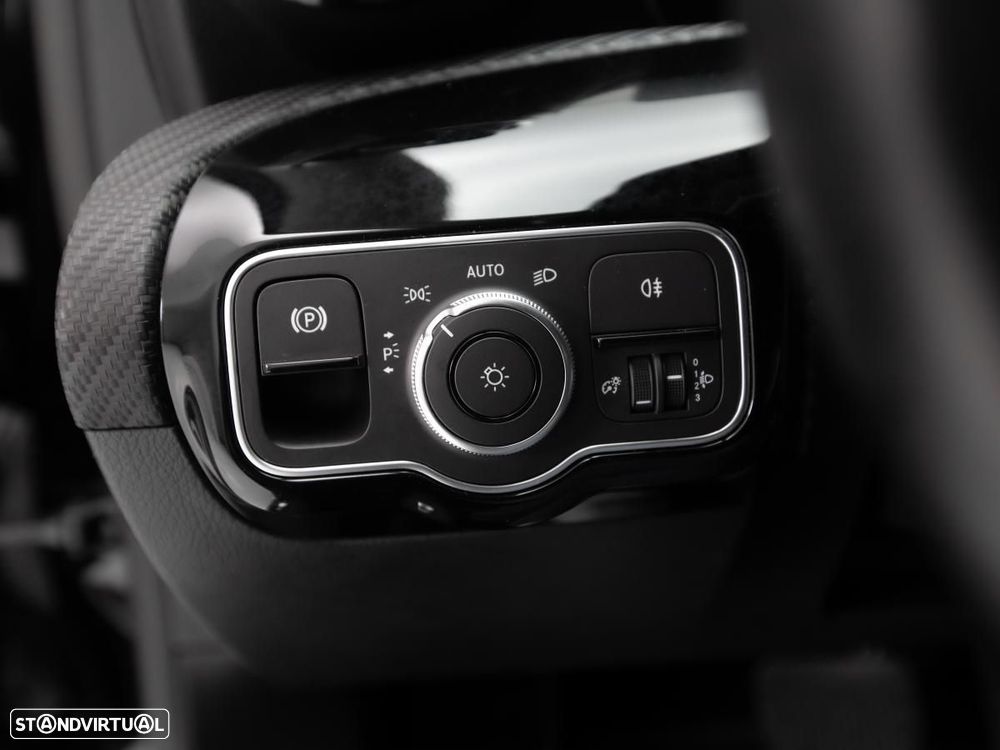 Mercedes-Benz A 250 e - 16