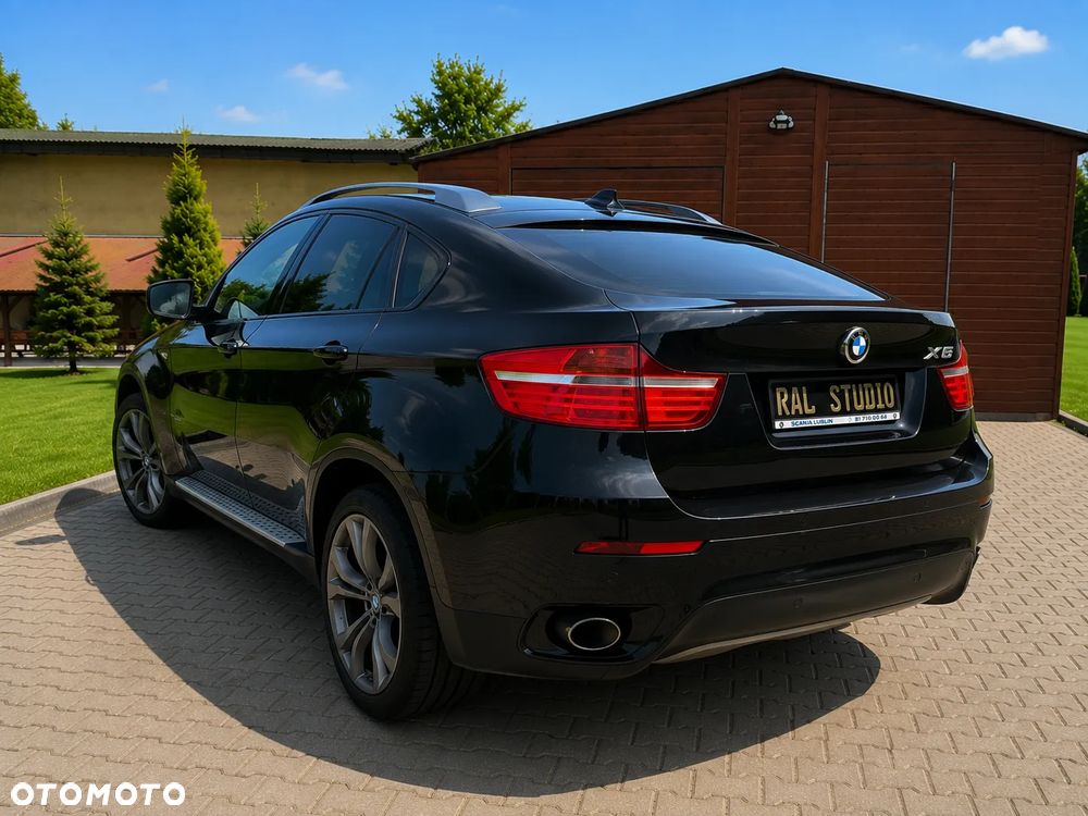 BMW X6 - 12