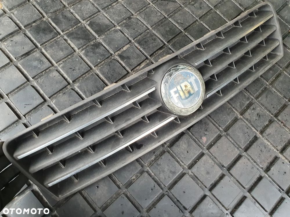 ATRAPA KRATKA CHŁODNICY GRILL FIAT PUNTO II FL  99-03 LIFT 46849441 - 3