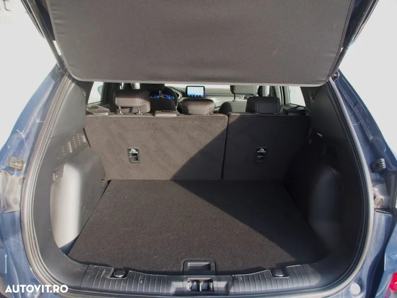 Ford Kuga - 5
