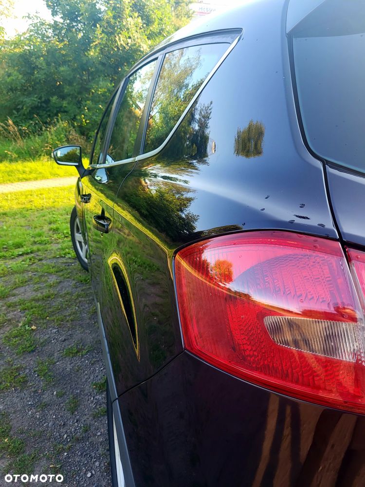 Ford Kuga 2.0 TDCi Titanium - 9