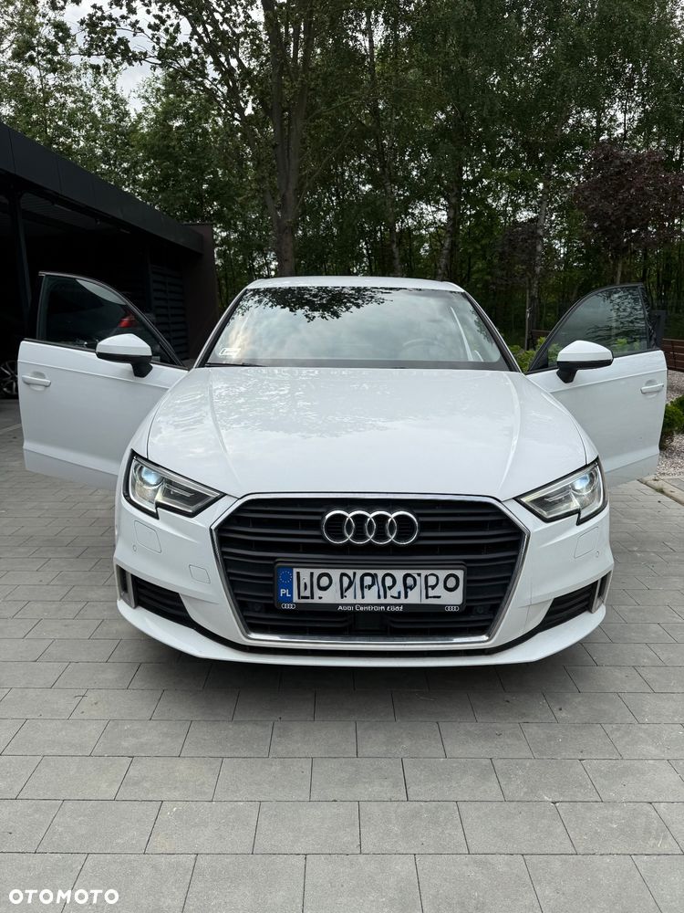 Audi A3 Sportback 2.0 TDI Sport S tronic - 1