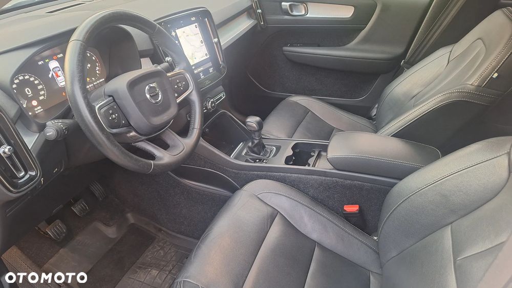 Volvo XC 40 T3 Inscription - 15