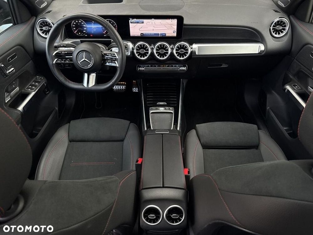 Mercedes-Benz GLB - 18