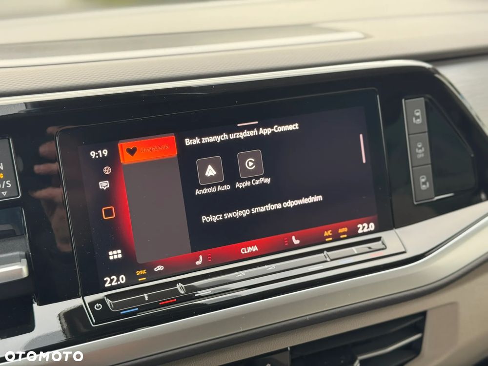 Volkswagen Multivan 2.0 TDI L2 Style DSG - 21