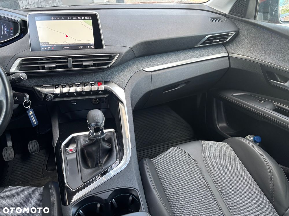 Peugeot 3008 HDi 150 Allure - 9