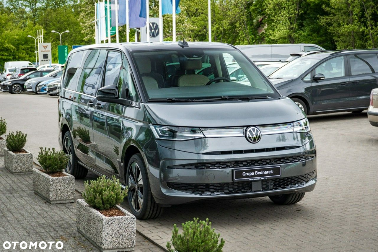 Volkswagen Multivan - 4