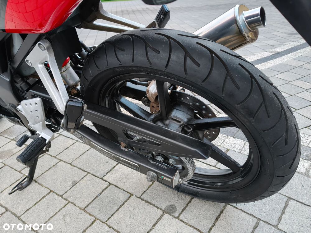 Honda CBR - 16