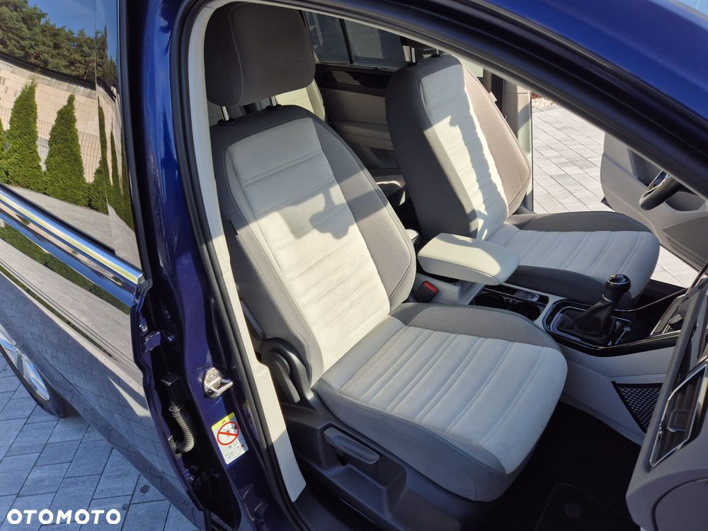 Volkswagen Touran 1.5 TSI ACT OPF Comfortline - 16