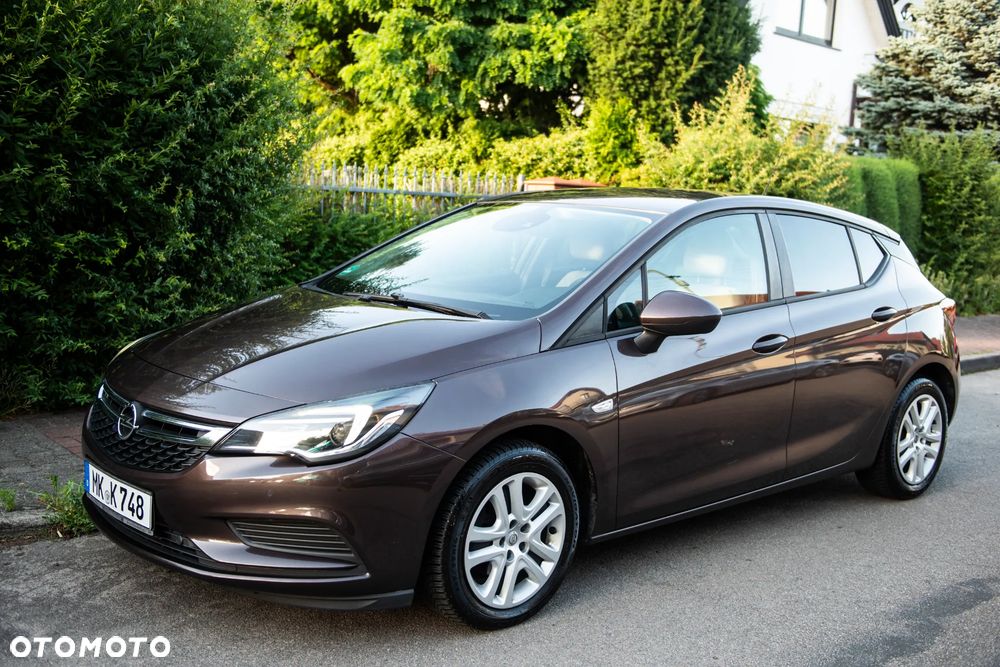 Opel Astra 1.4 Turbo Edition - 10