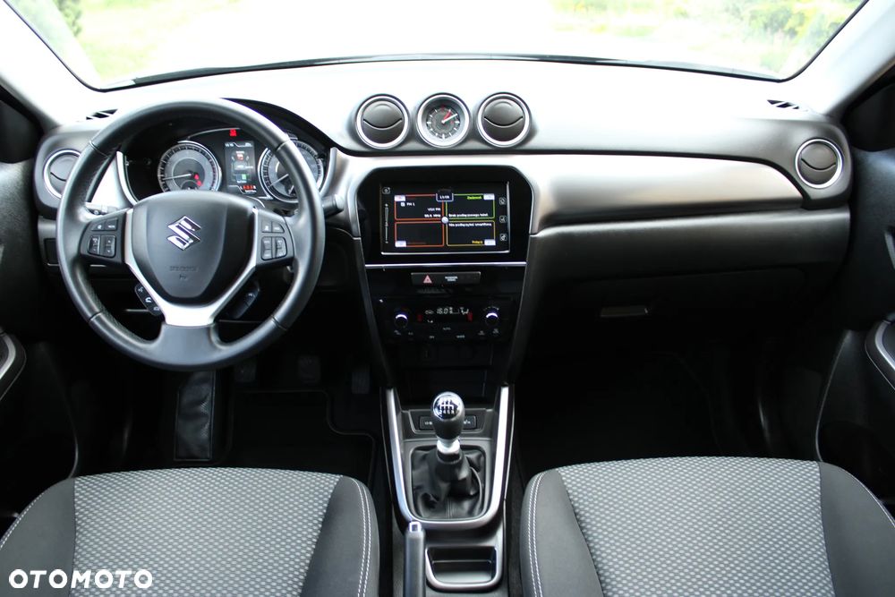 Suzuki Vitara 1.4 Boosterjet SHVS Premium 2WD - 21
