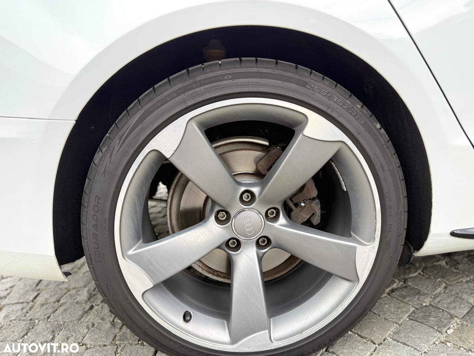 Audi A5 Sportback 2.0 TDI quattro S tronic - 33
