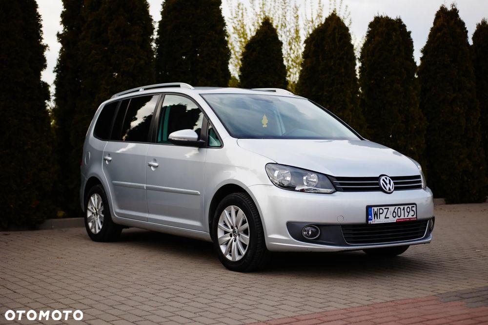 Volkswagen Touran 1.6 TDI DPF BlueMotion Technology DSG Highline - 10