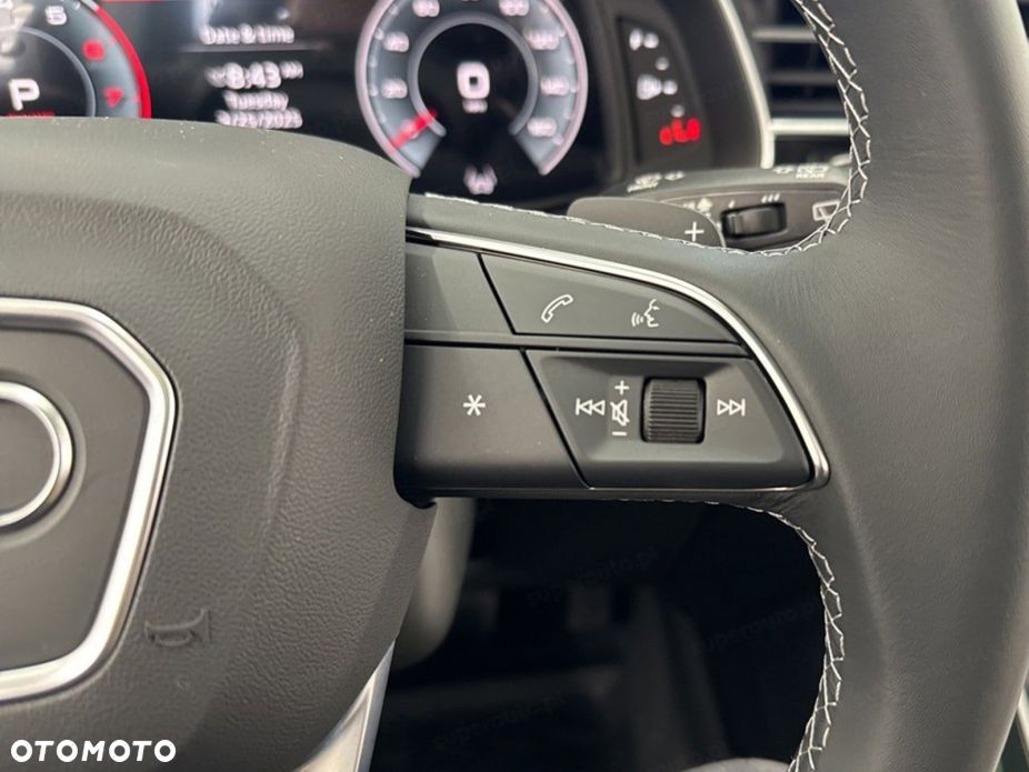 Audi Q7 - 10