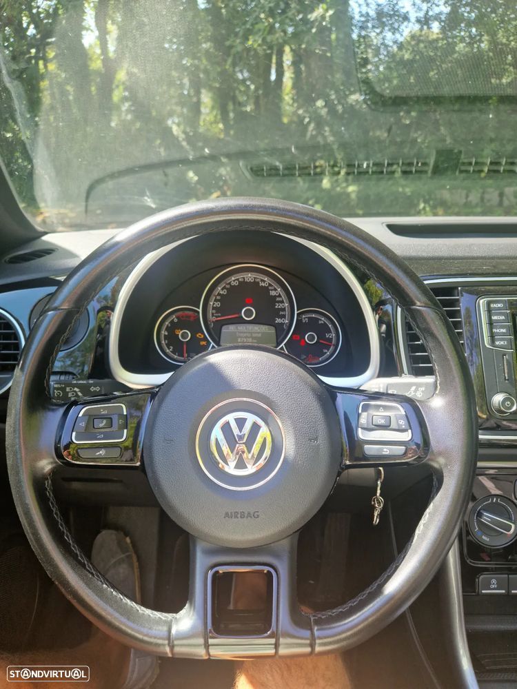 VW New Beetle Cabriolet 1.2 TSI Design DSG - 29