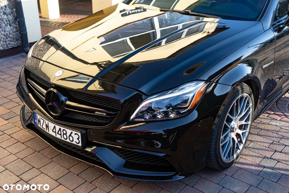 Mercedes-Benz CLS - 13