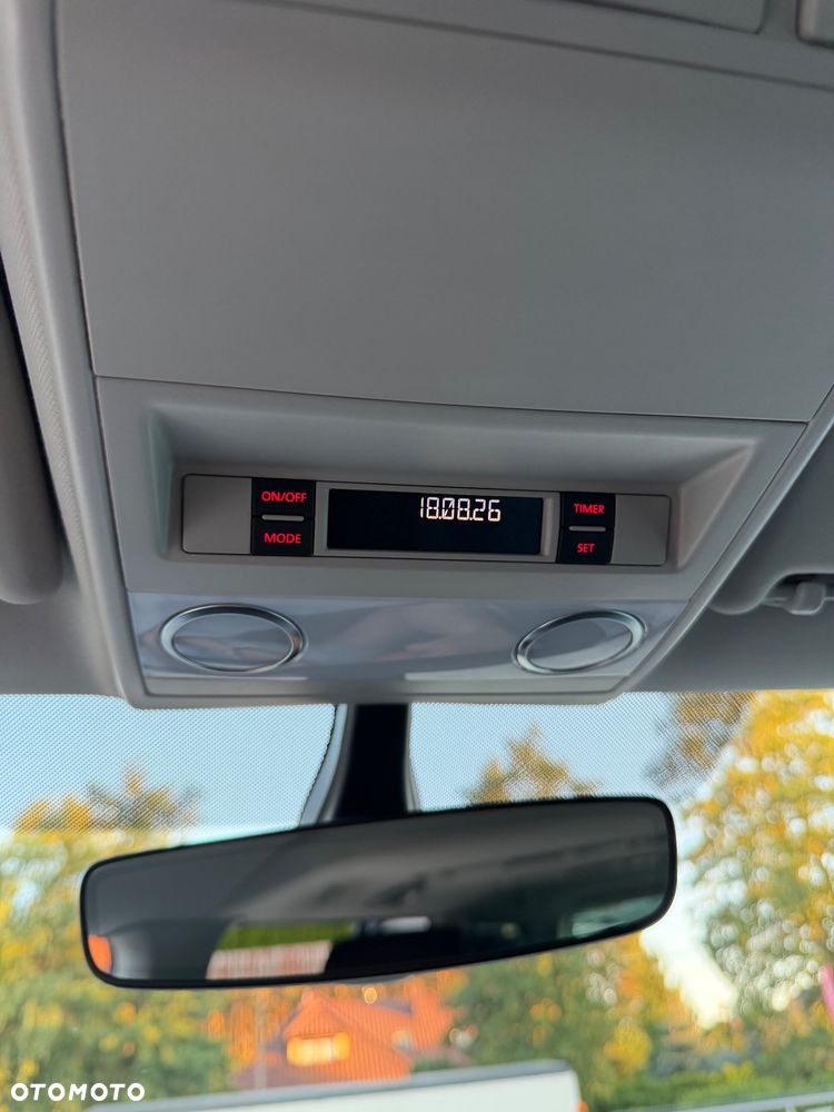 Volkswagen Multivan 2.0 TDI L1 Highline 4Motion DSG - 24