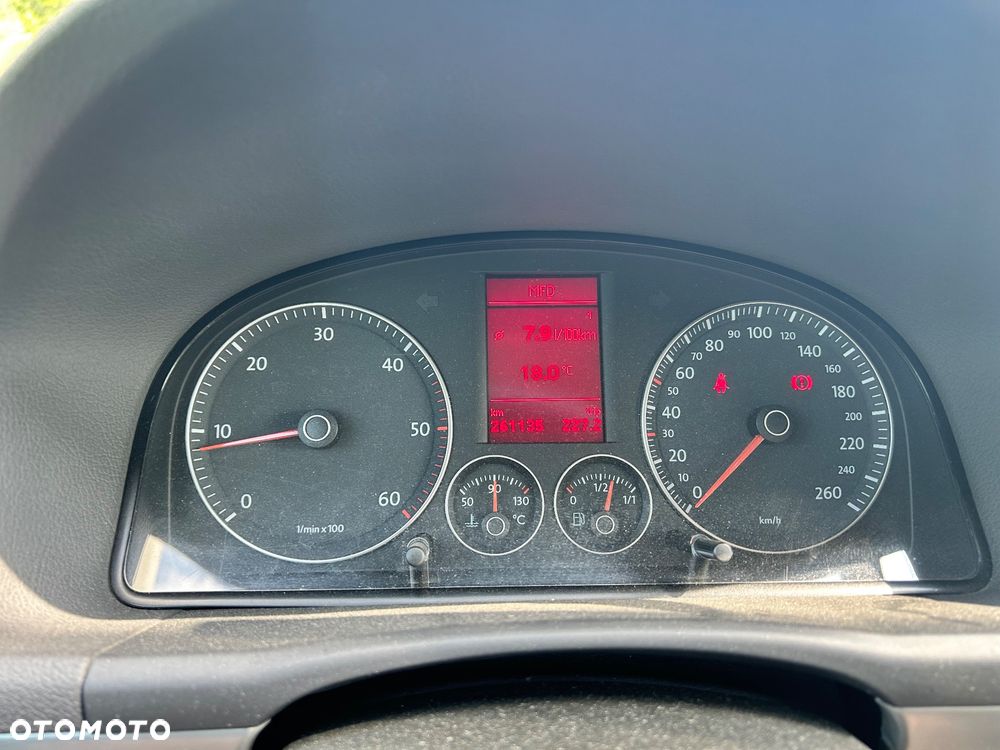 Volkswagen Touran 1.9 TDI - 6