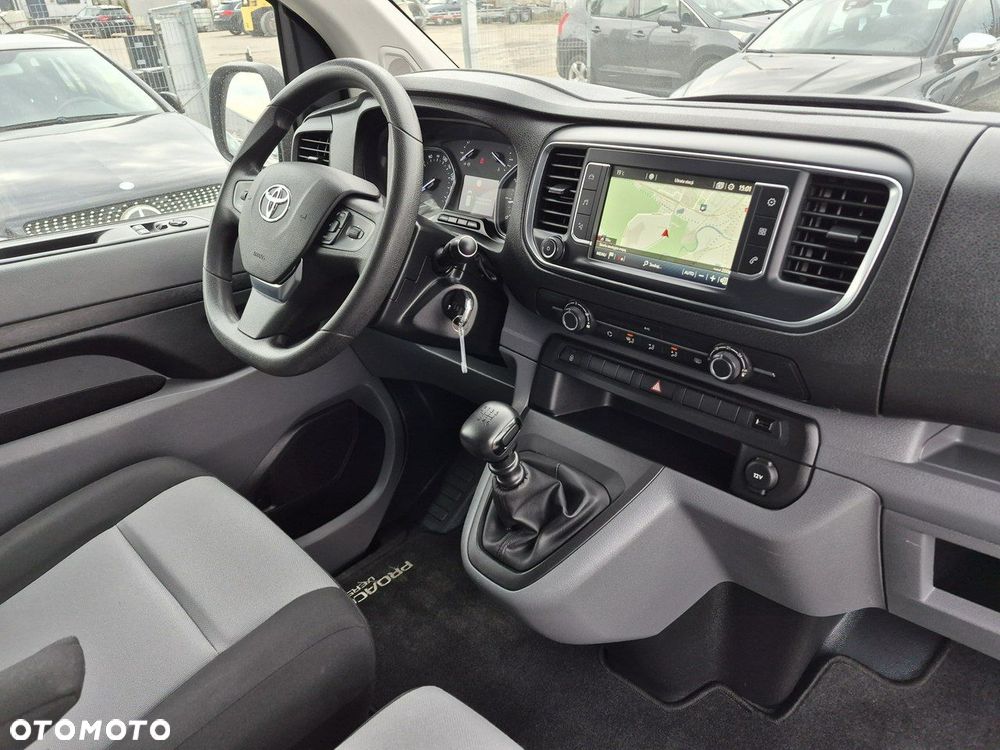 Toyota ProAce - 21