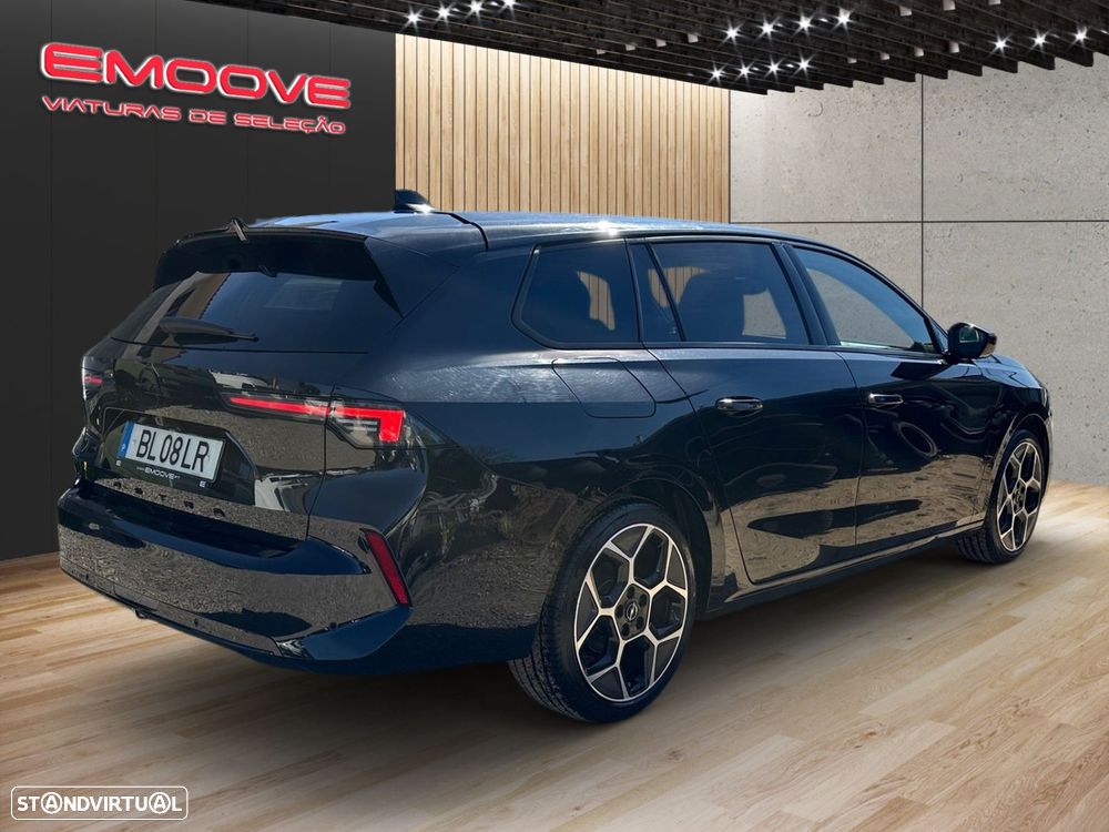 Opel Astra Sports Tourer 1.2 T GS - 4