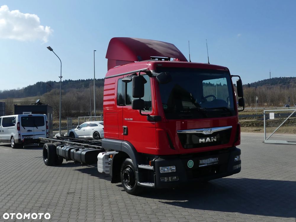 MAN TGL 12.220 / AUTOMAT / NISKI PRZEBIEG / EURO 6 / - 14