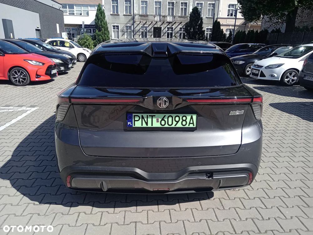 MG 4 Luxury 64 kWh - 13