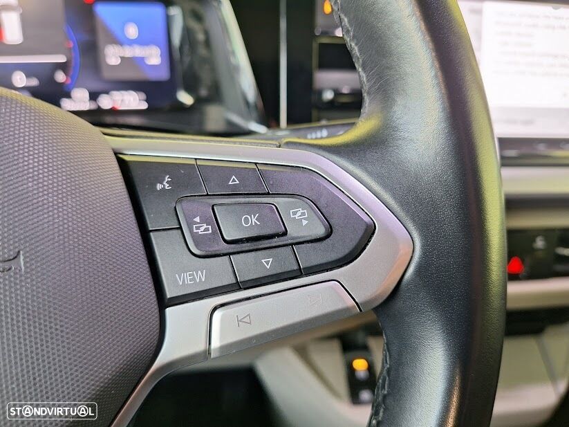 VW Multivan 2.0 TDI Life DSG - 24