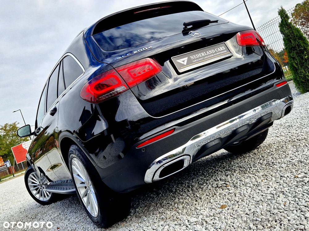 Mercedes-Benz GLC - 37