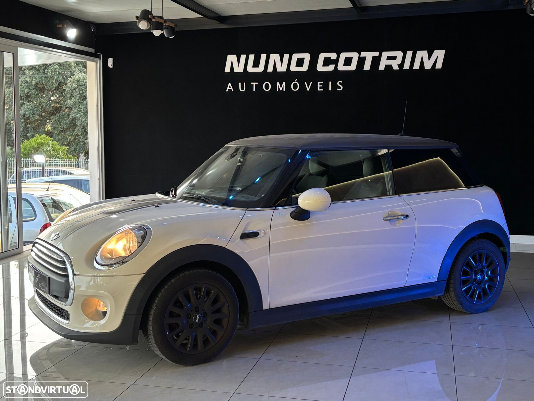 MINI 3 Portas One D - 2