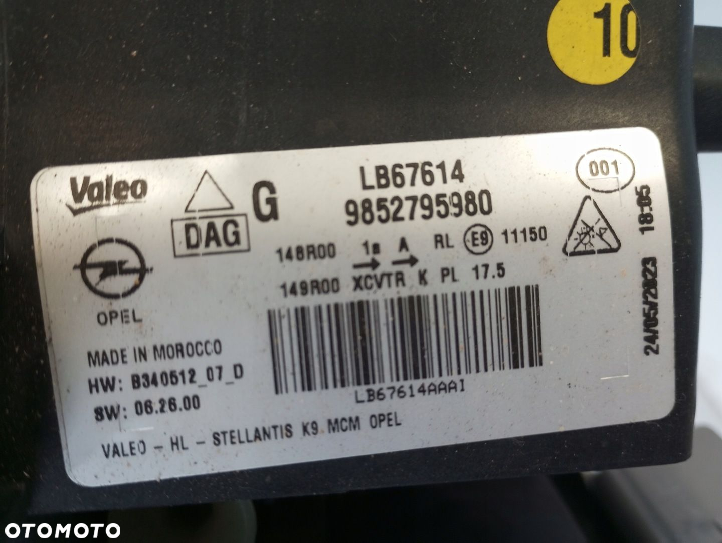 LAMPA LAMPY MATRIX LUX OPEL COMBO 24R 9852795980 9852840480 - 8