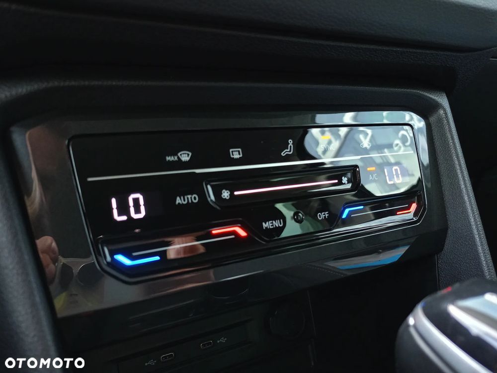 Volkswagen Tiguan 1.5 TSI EVO Life DSG - 17