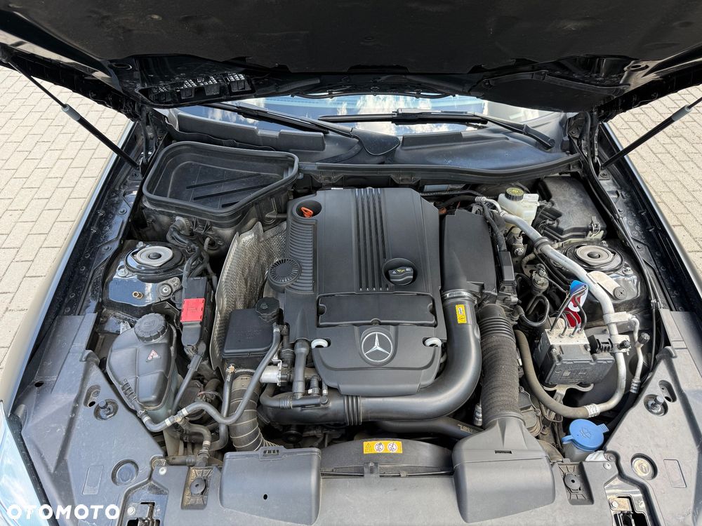 Mercedes-Benz SLK 200 (BlueEFFICIENCY) 7G-TRONIC - 21