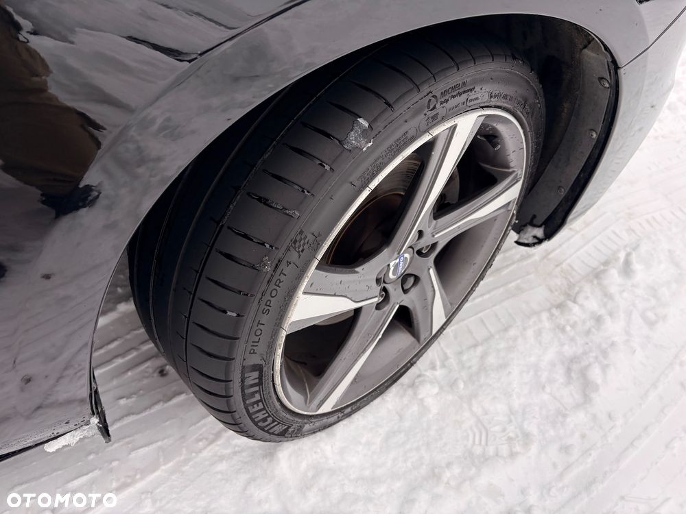 Volvo V60 D4 Geartronic RDesign - 11