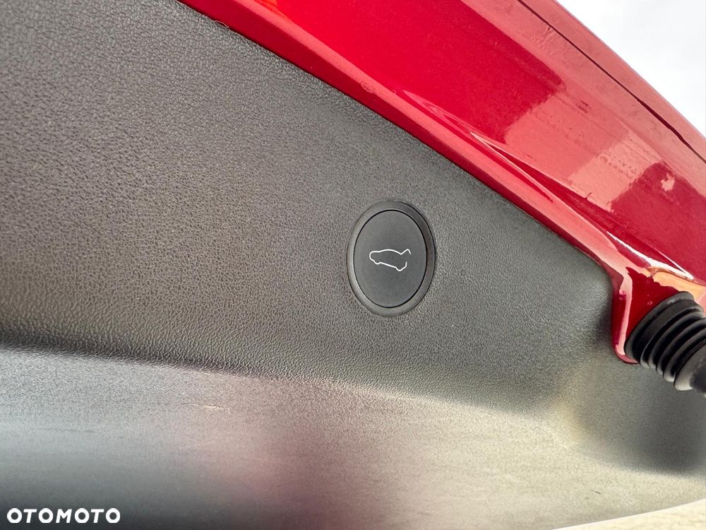 Tesla Model 3 - 14