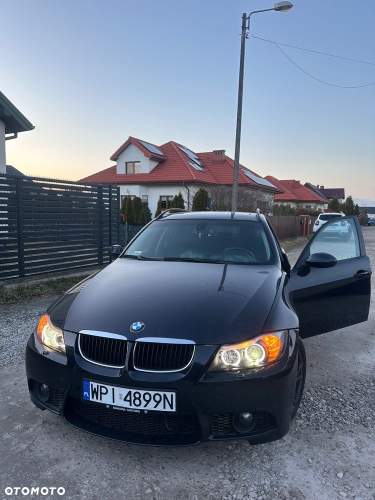 BMW Seria 3 320i - 11